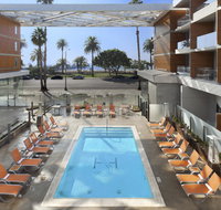Shore Hotel - Accommodation Dallas