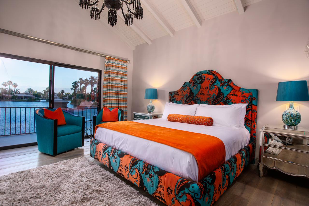 The Chateau At Lake La Quinta - thumb 28