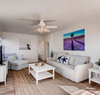 9 Blocks to the Beach from this Beautiful Beach Bungalow - Accommodation Dallas