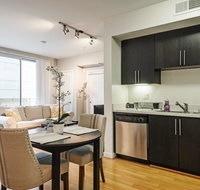 Modern Studio in Santa Monica - Accommodation Dallas