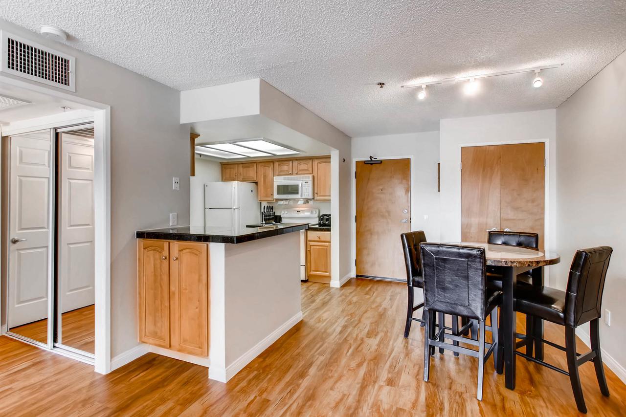 !!AMAZING!! 1 BR In City Center Close To Convention Center - thumb 7