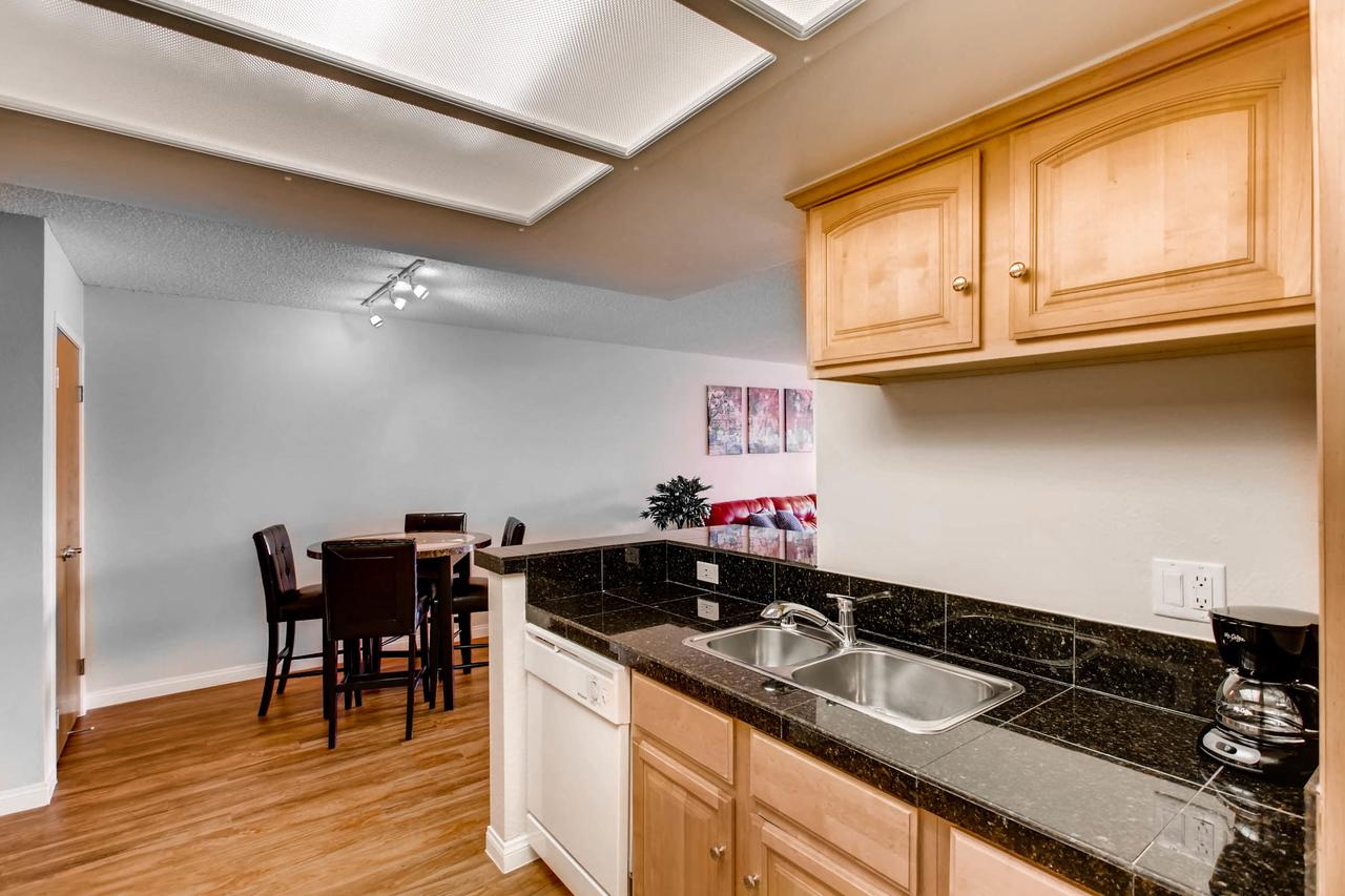 !!AMAZING!! 1 BR In City Center Close To Convention Center - thumb 1