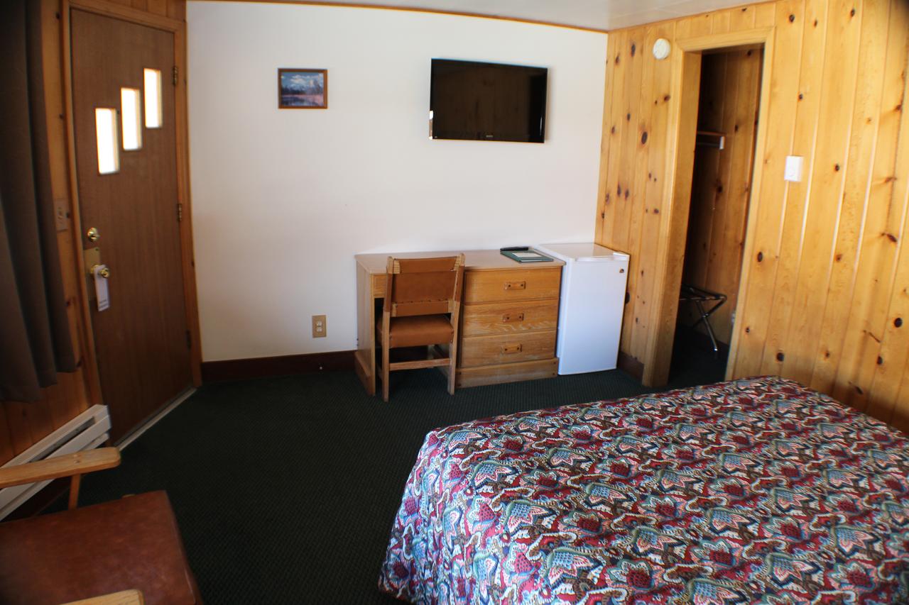 Lone Eagle Lodge - thumb 16