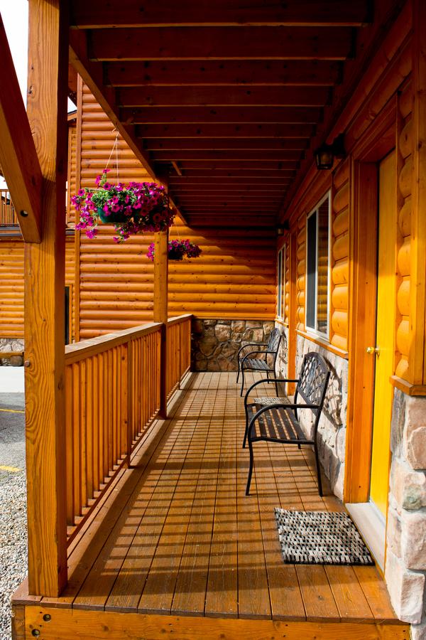 Lone Eagle Lodge - thumb 11