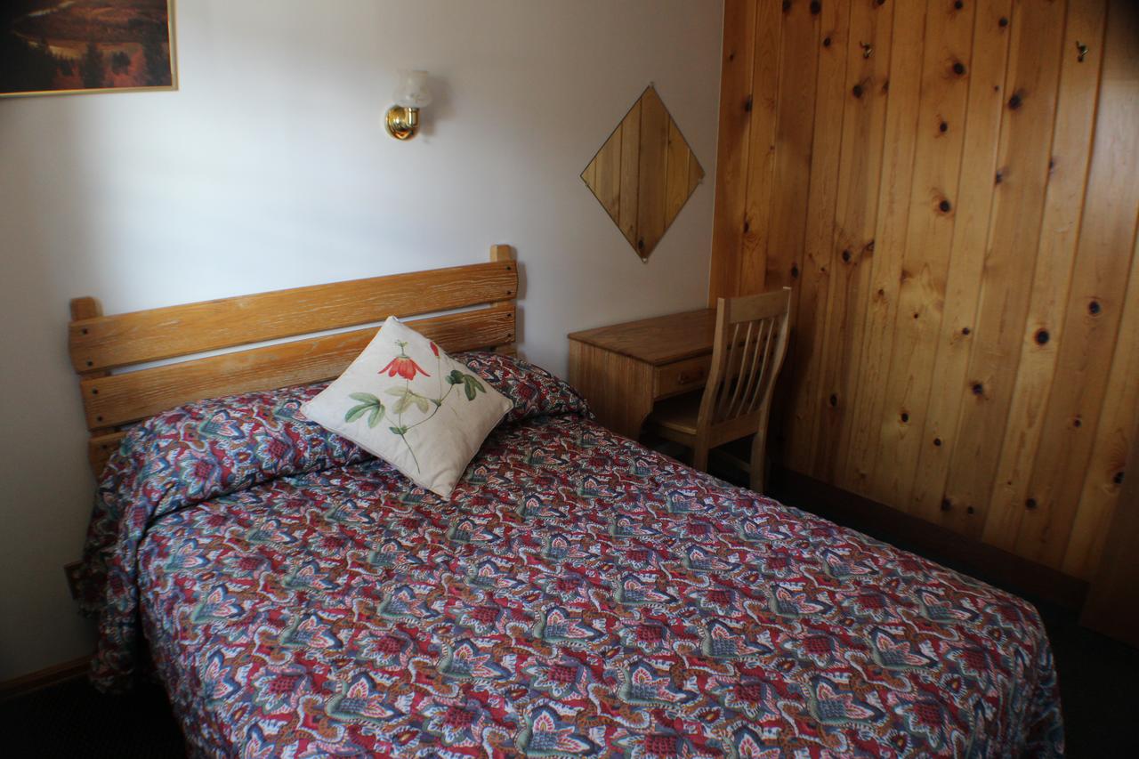 Lone Eagle Lodge - thumb 15