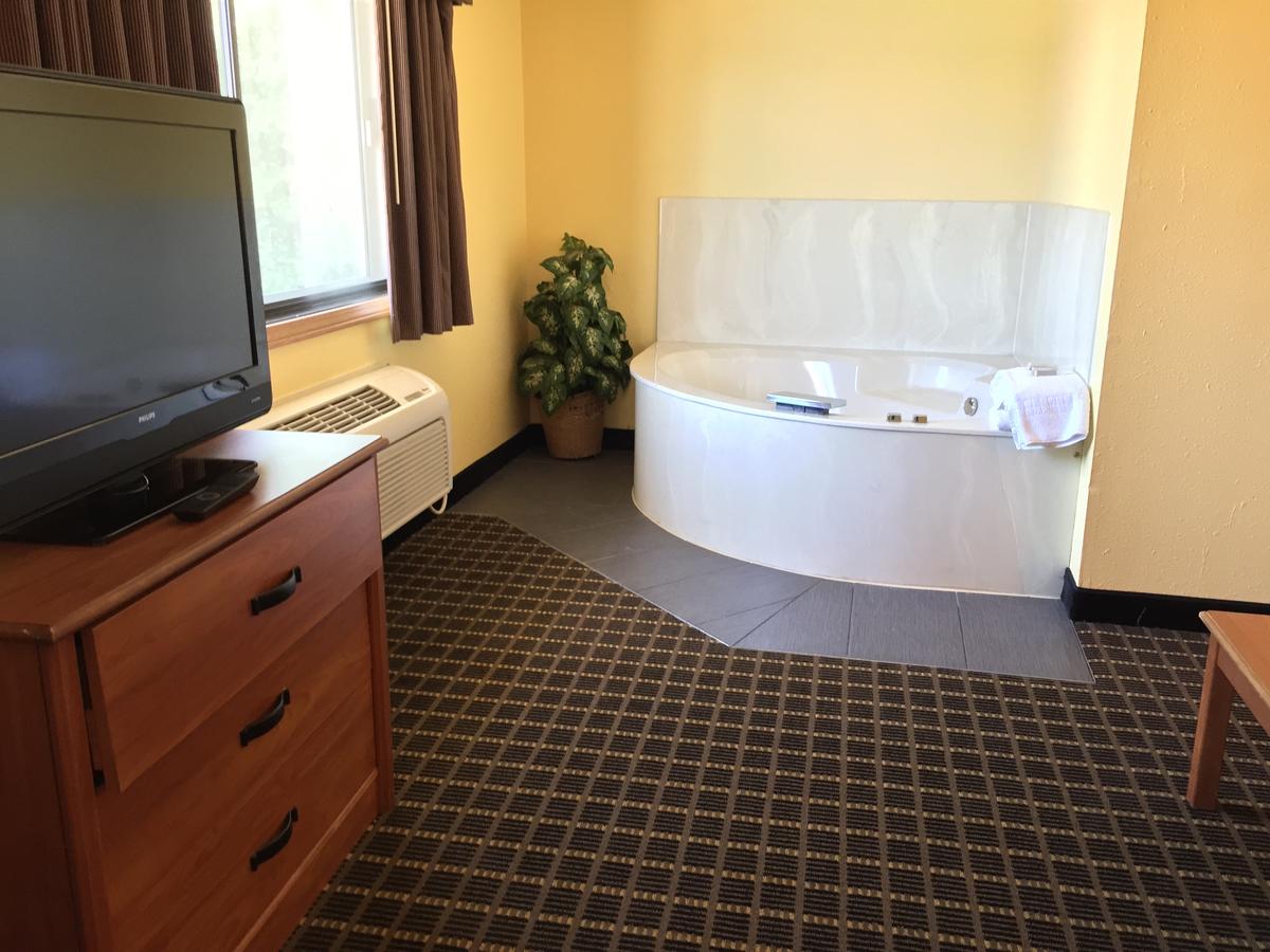 Quality Inn & Suites Harrington - thumb 8