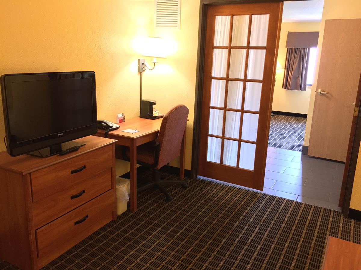 Quality Inn & Suites Harrington - thumb 16