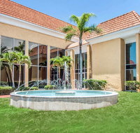 Quality Inn and Suites Conference Center - Accommodation Dallas