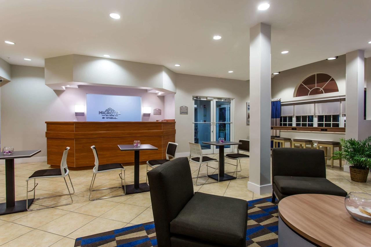 Microtel Inn And Suites By Wyndham Port Charlotte - thumb 14