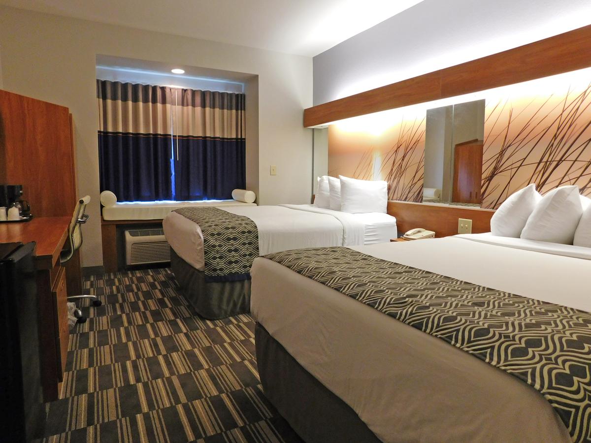 Microtel Inn And Suites By Wyndham Port Charlotte - thumb 3