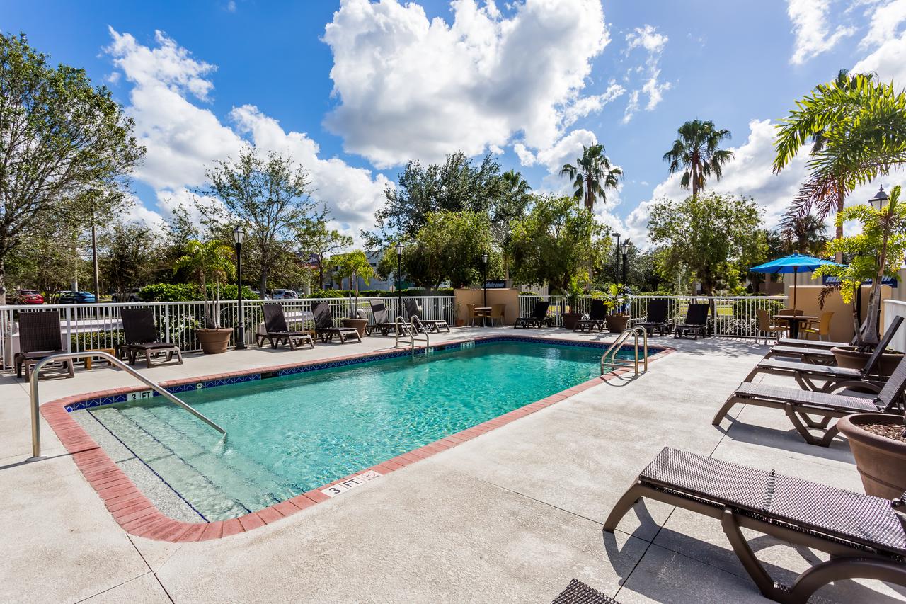 Baymont By Wyndham Fort Myers Airport - thumb 20