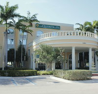 La Quinta by Wyndham Sunrise - Accommodation Dallas