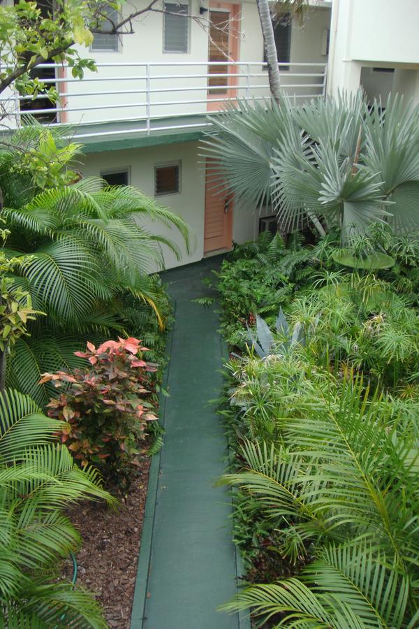 El Patio Motel - thumb 4