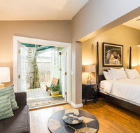 L'Habitation Guesthouse- Adult Exclusive - Accommodation Dallas
