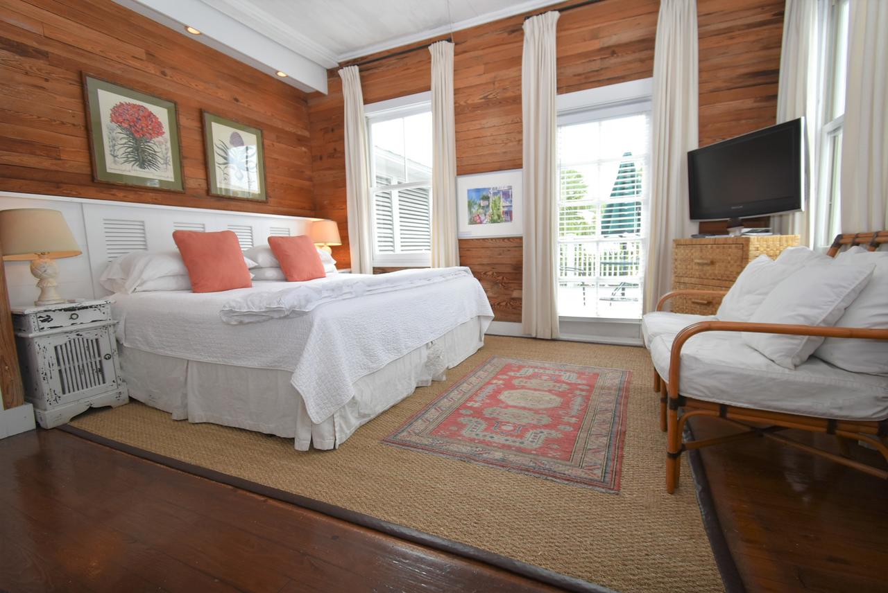 Simonton Court Historic Inn & Cottages - thumb 11