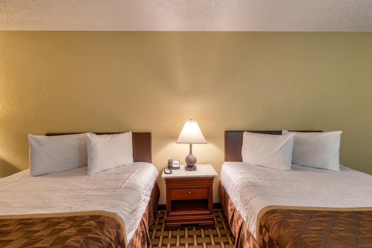 Palms Garden Inn - thumb 2