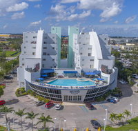 Nuvo Suites Hotel - Miami / Doral - Accommodation Dallas