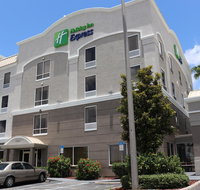 Holiday Inn Express Hotel  Suites Clearwater US 19 North - Accommodation Dallas