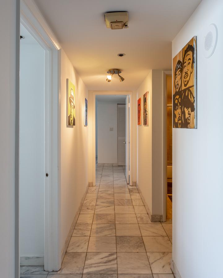 3 Bedroom Condo With Balcony View - thumb 7