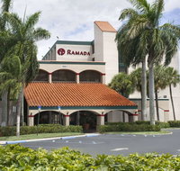 Ramada by Wyndham West Palm Beach Airport - Accommodation Dallas