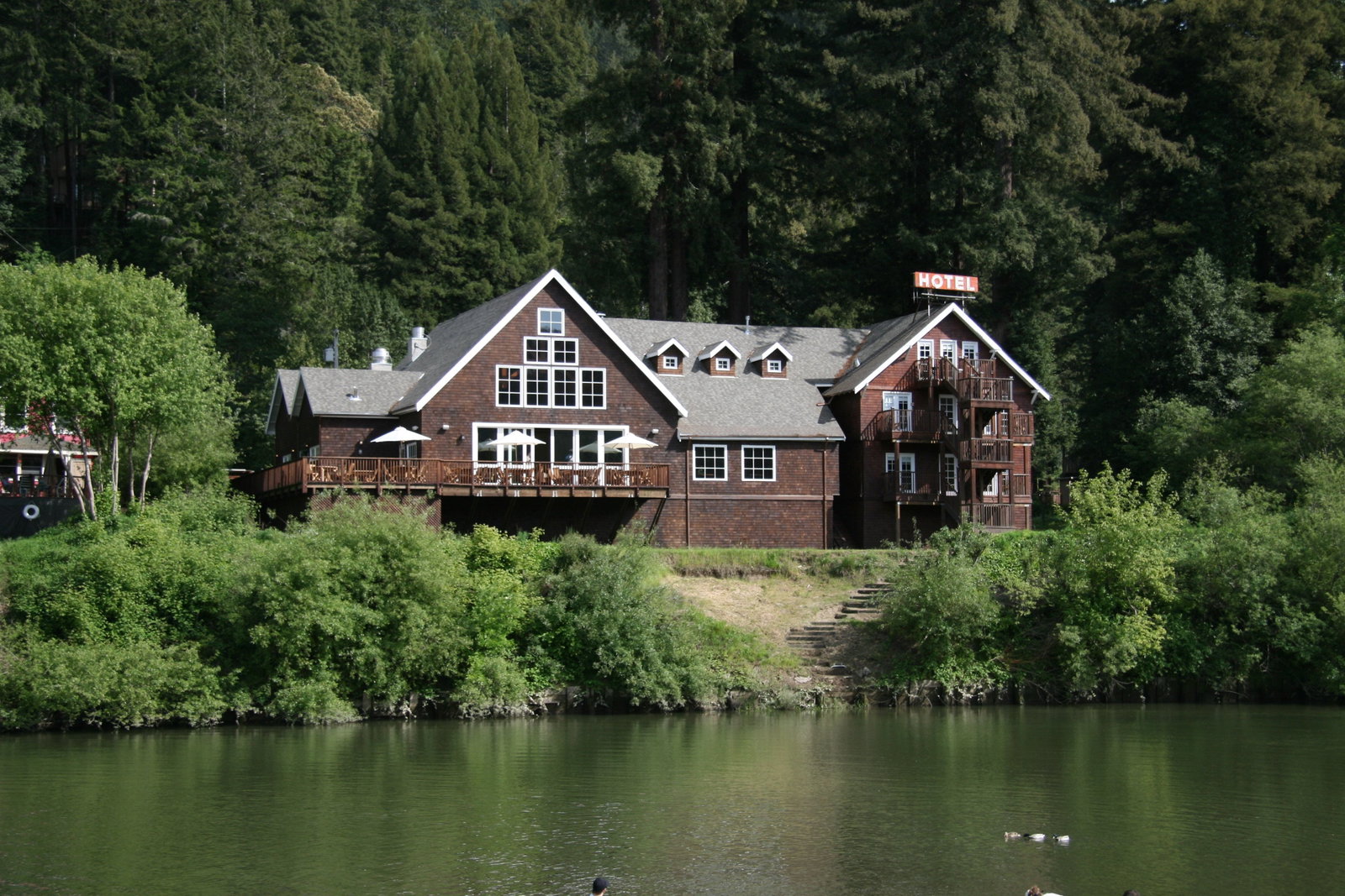Highland Dell Lodge - thumb 1