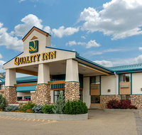 Quality Inn - Accommodation Dallas