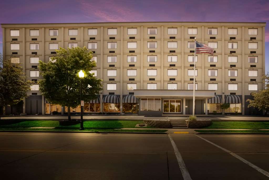 Best Western Riverfront Inn - thumb 0
