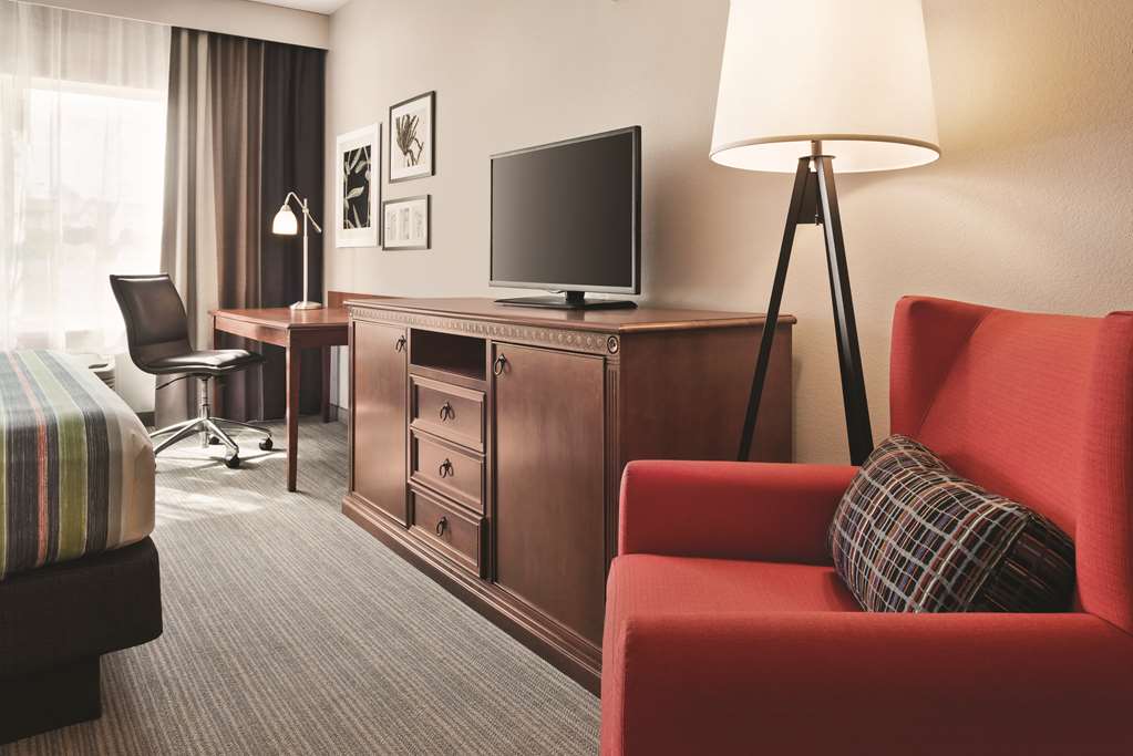 Country Inn & Suites Marinette - thumb 15