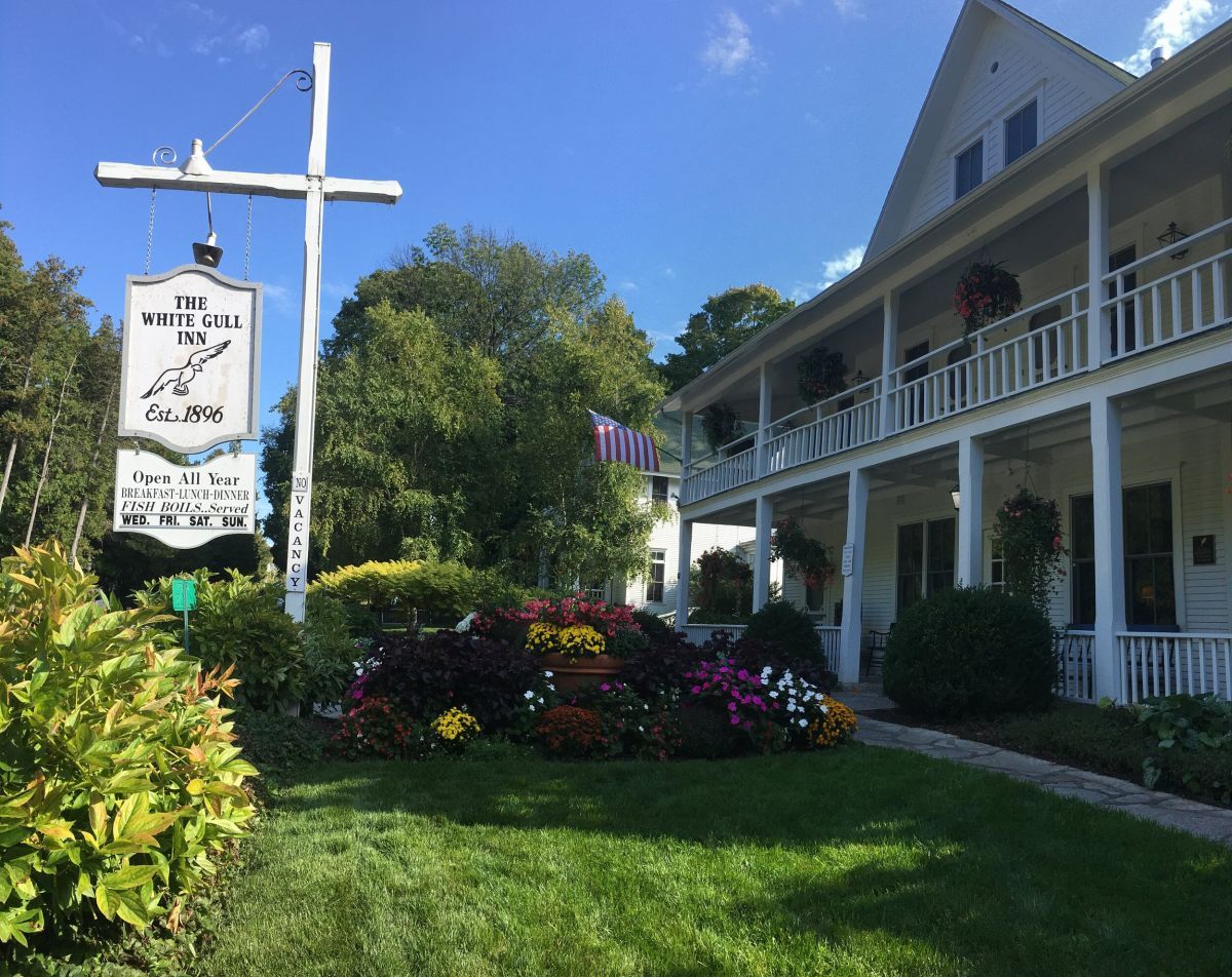White Gull Inn - thumb 0