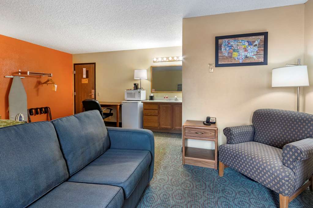 Econo Lodge Billings - thumb 8