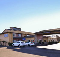 Travelodge Suites Newberg - Accommodation Dallas