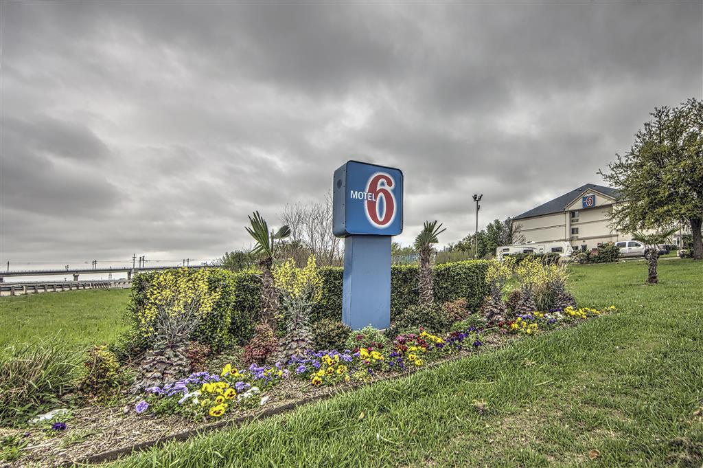 Motel 6 Dallas - Northwest