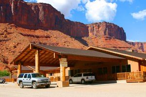 Red Cliffs Lodge - thumb 1