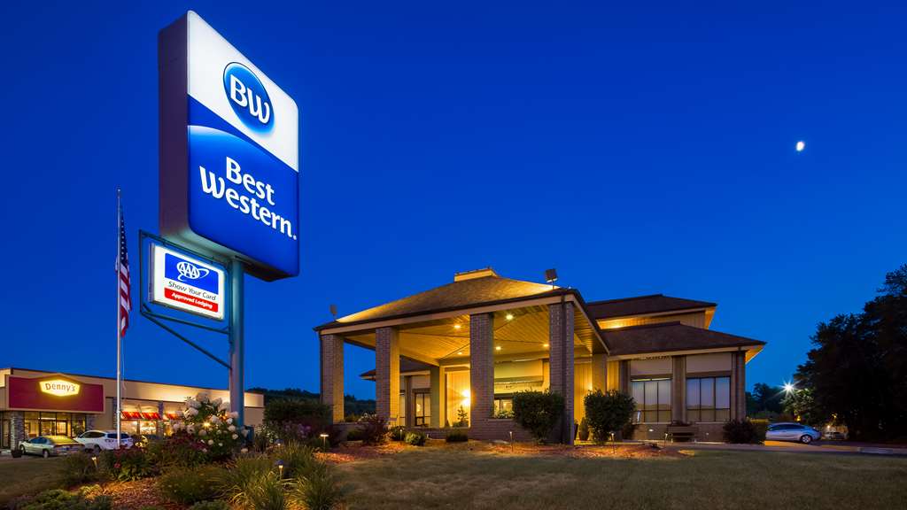 Best Western Ambassador Inn & Suites - thumb 1