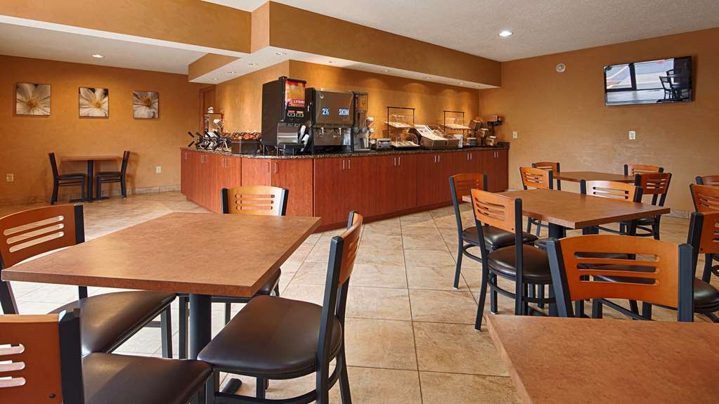 Best Western Ambassador Inn & Suites - thumb 10