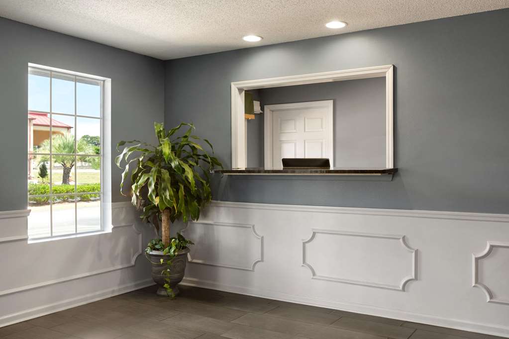 Baymont Inn & Suites Warner Robins - thumb 4