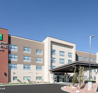 Holiday Inn Express  Suites Ely - Accommodation Dallas