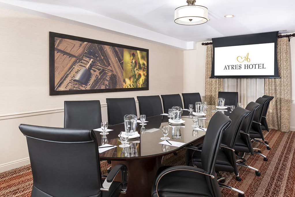 Ayres Hotel Anaheim - thumb 13