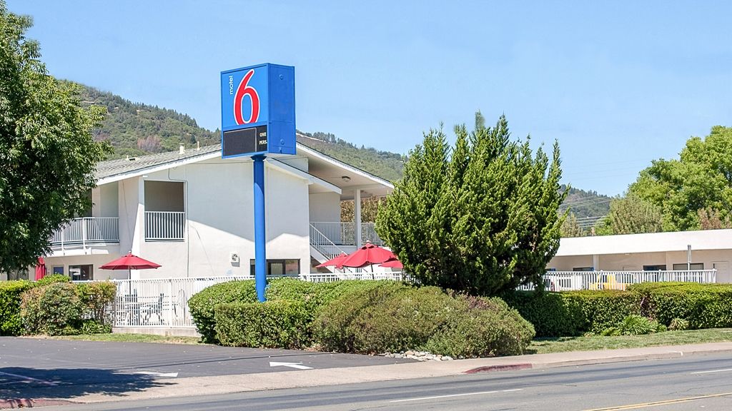 Motel 6 Ukiah - thumb 1