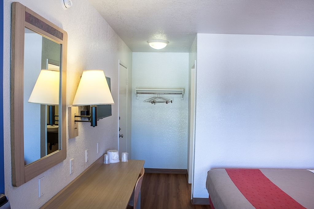 Motel 6 Ukiah - thumb 12