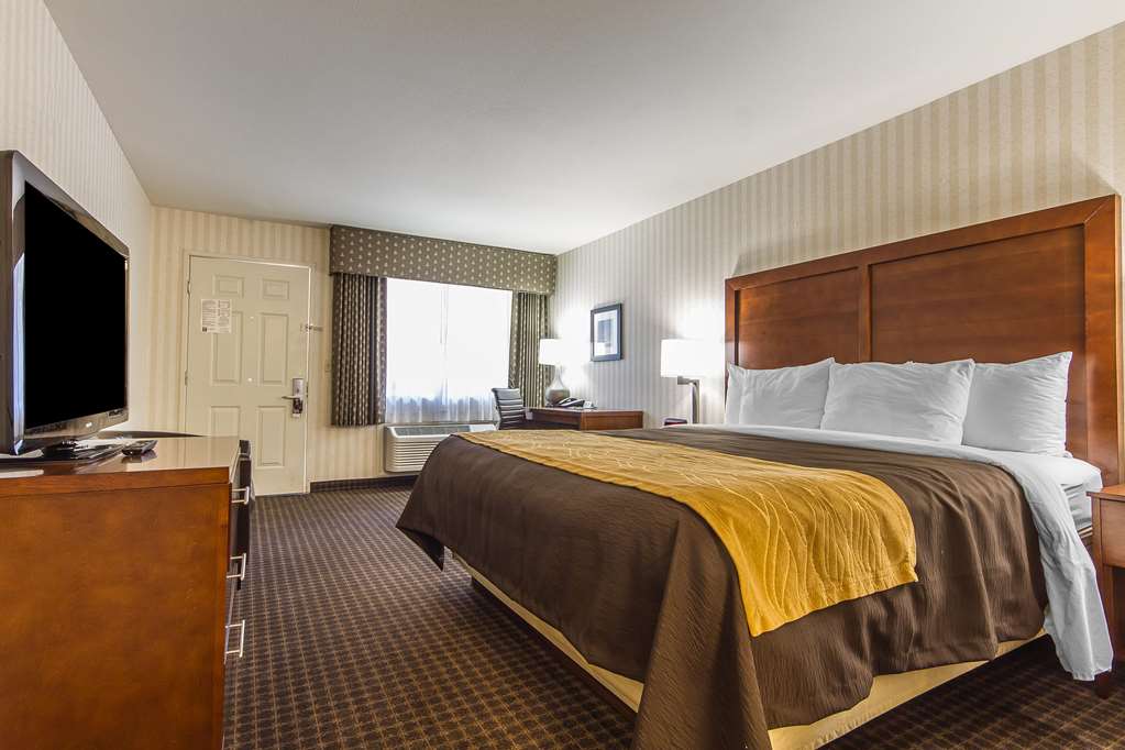 Quality Inn - thumb 1