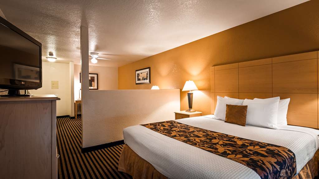 Best Western Plus Executive Inn & Suites - thumb 6