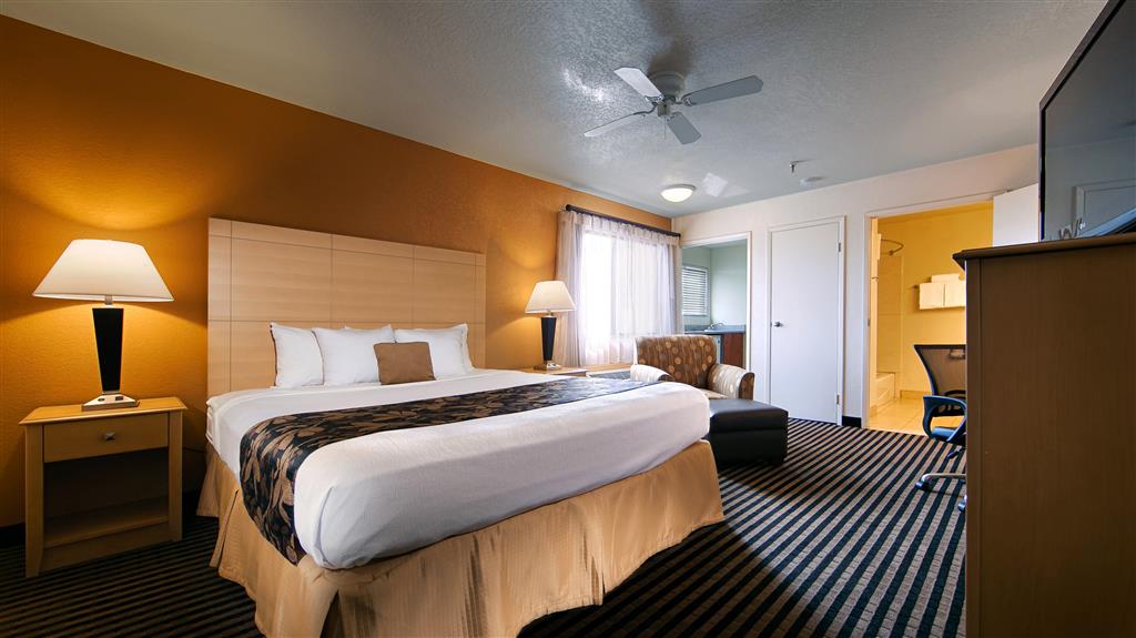 Best Western Plus Executive Inn & Suites - thumb 9