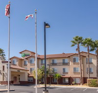 Holiday Inn Express Hotel  Suites - Accommodation Dallas