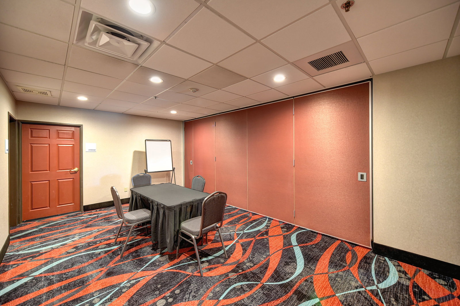 Holiday Inn Express Hotel & Suites - thumb 9