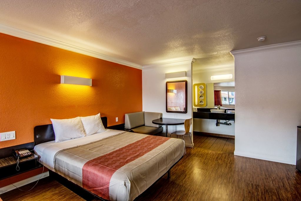 Motel 6 Manteca - thumb 10