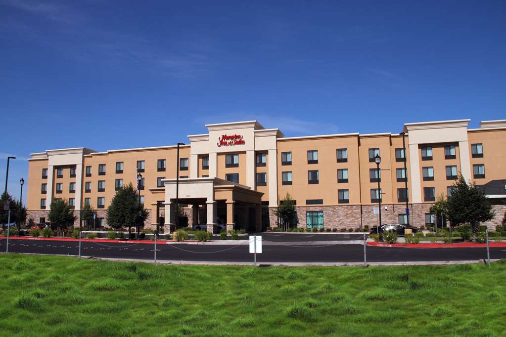 Hampton Inn & Suites Manteca - thumb 0