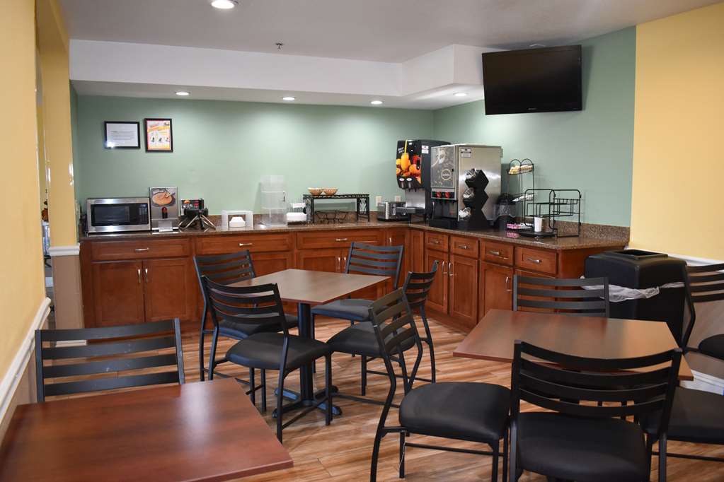 Americas Best Value Inn Manteca - thumb 11