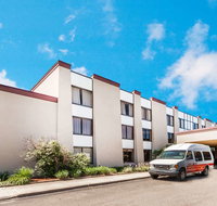 Ramada Lansing Hotel  Conference Ctr - Accommodation Dallas