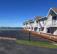 Bridge View Motel  Condos - Accommodation Dallas